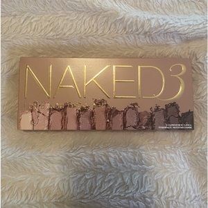 Urban Decay Naked 3 Eyeshadow palette